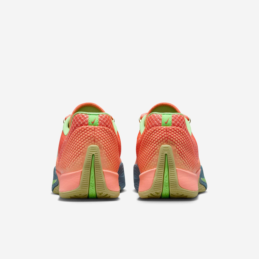 Nike Street Flare