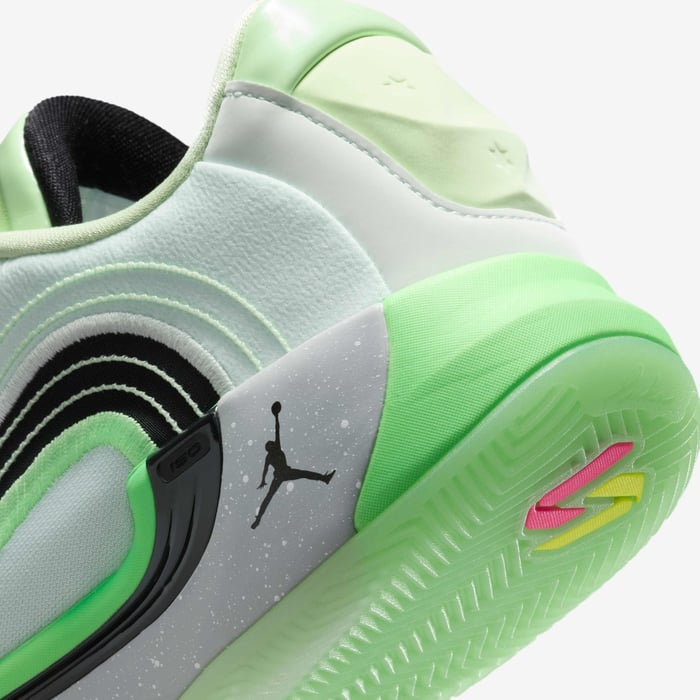 Nike Jordan Luka 4