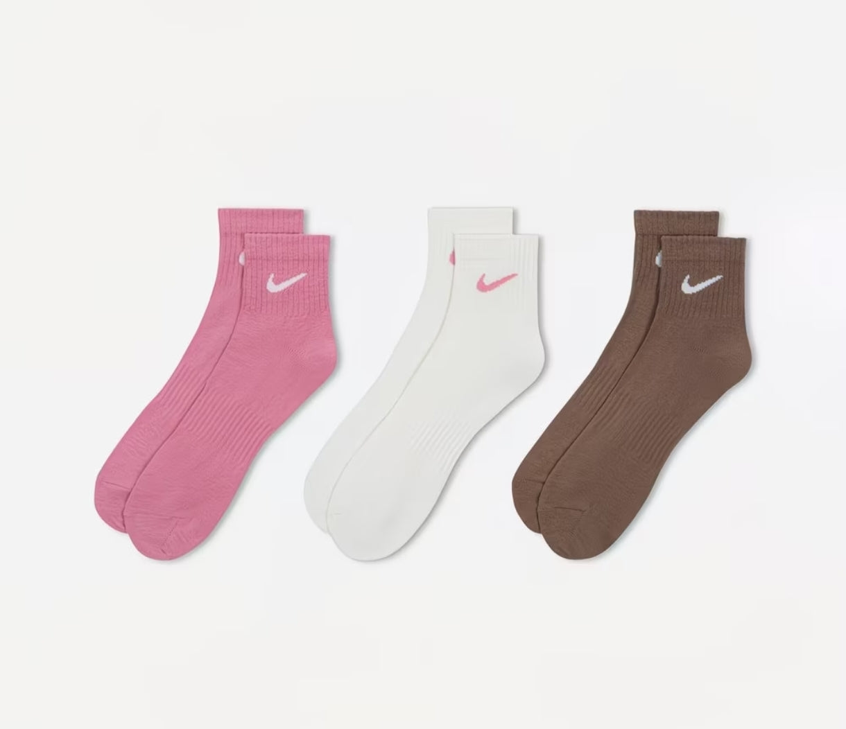 Three Pack Everyday Plus Cushioned Ankle Socks in Pink/Brown/White