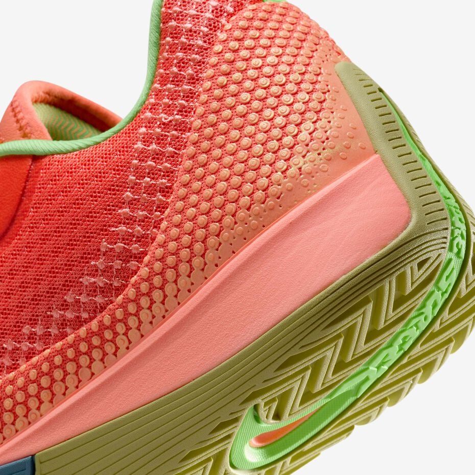 Nike Street Flare