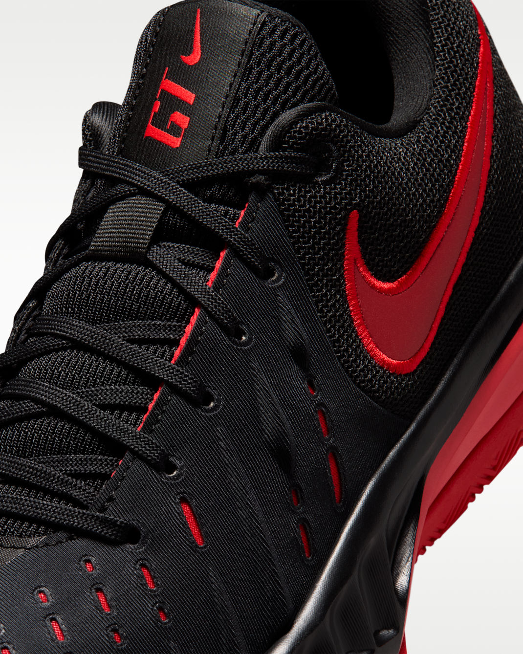 Nike G.T. Cut Academy 2 Red