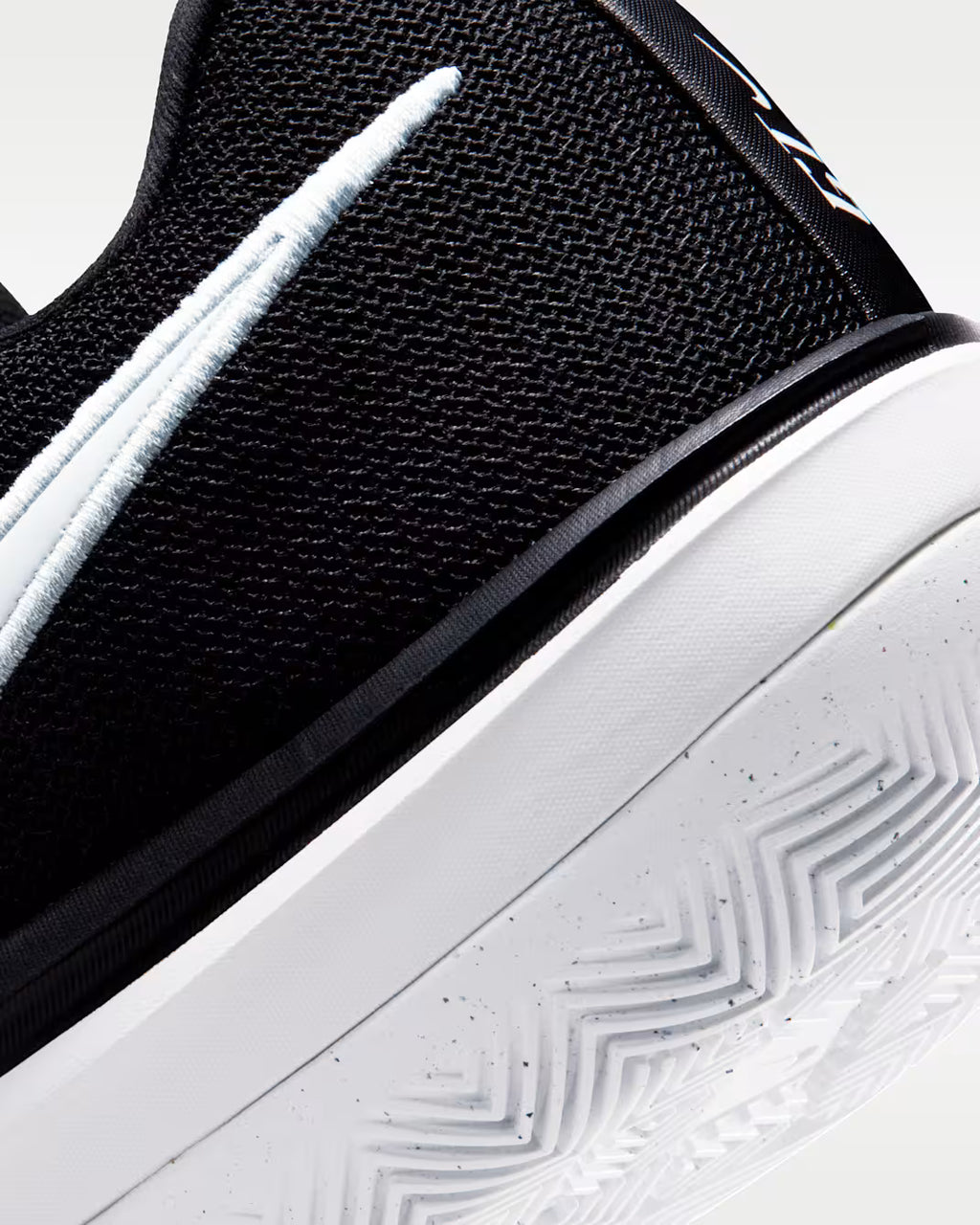 Nike G.T. Cut Academy 2 EP