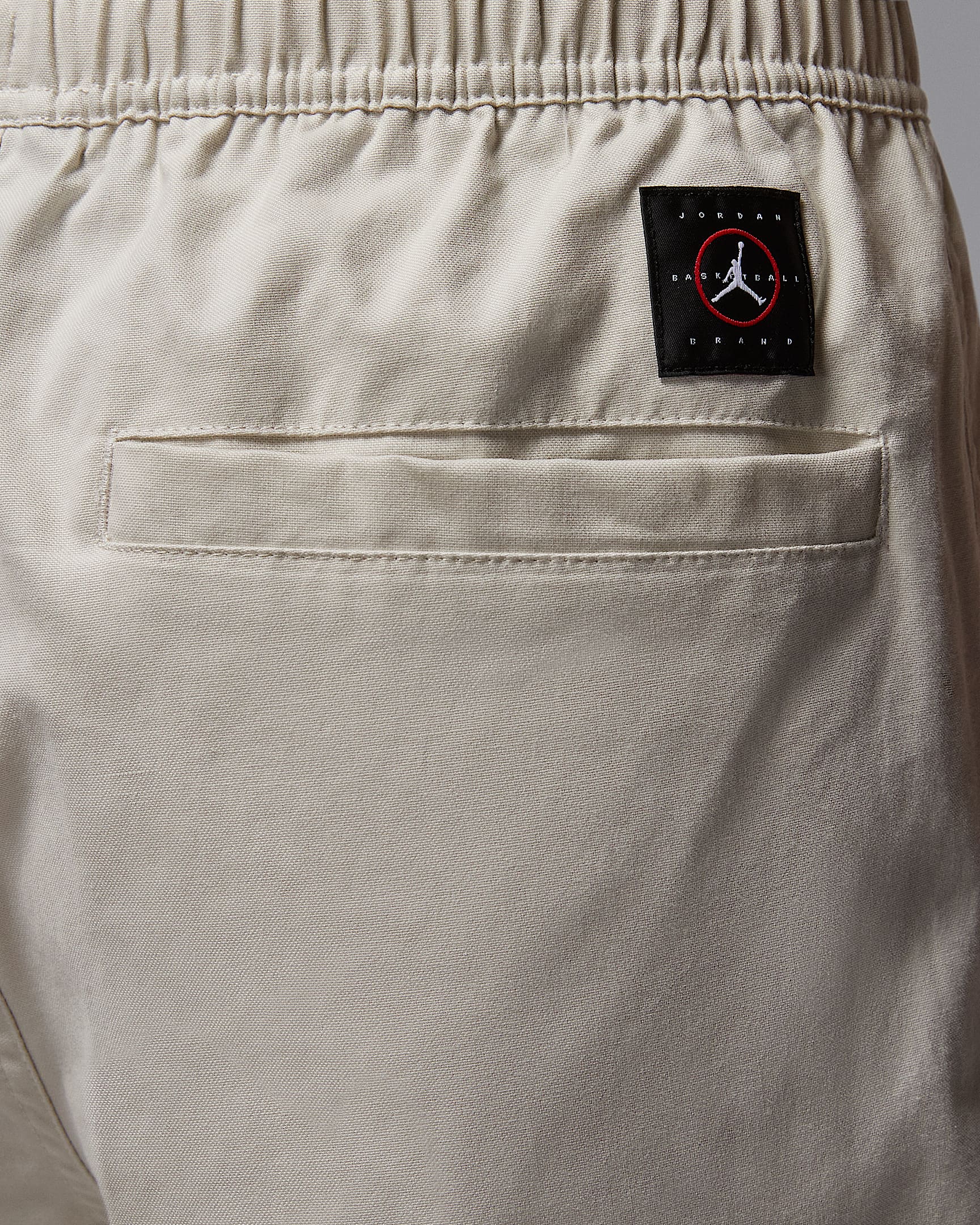 Nike Men's Pants -  woven trousers Jordan Essentials