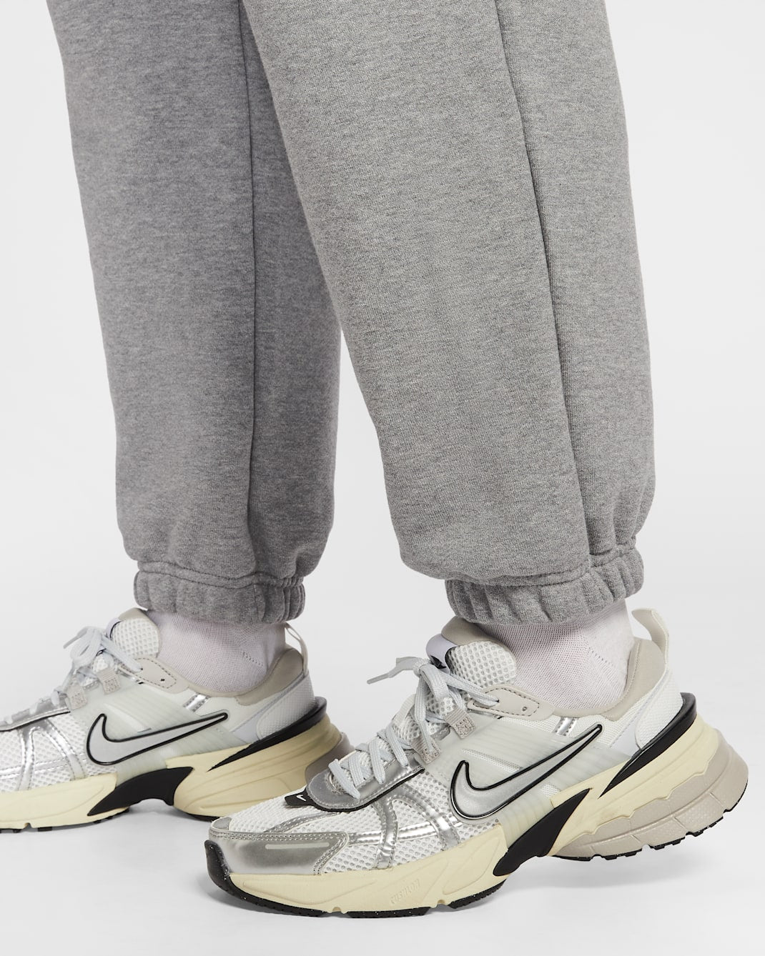 Nike Sportswear Women's High-Waisted  Fleece Pants