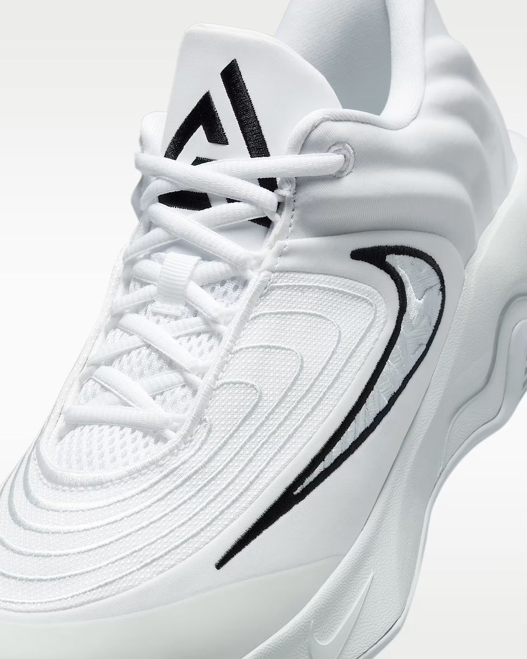 Nike Giannis immortality 4 EP