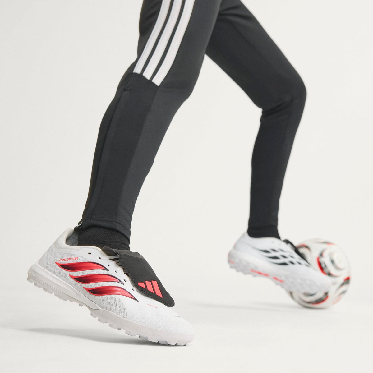 Adidas - Predator League Fold-Over Tongue