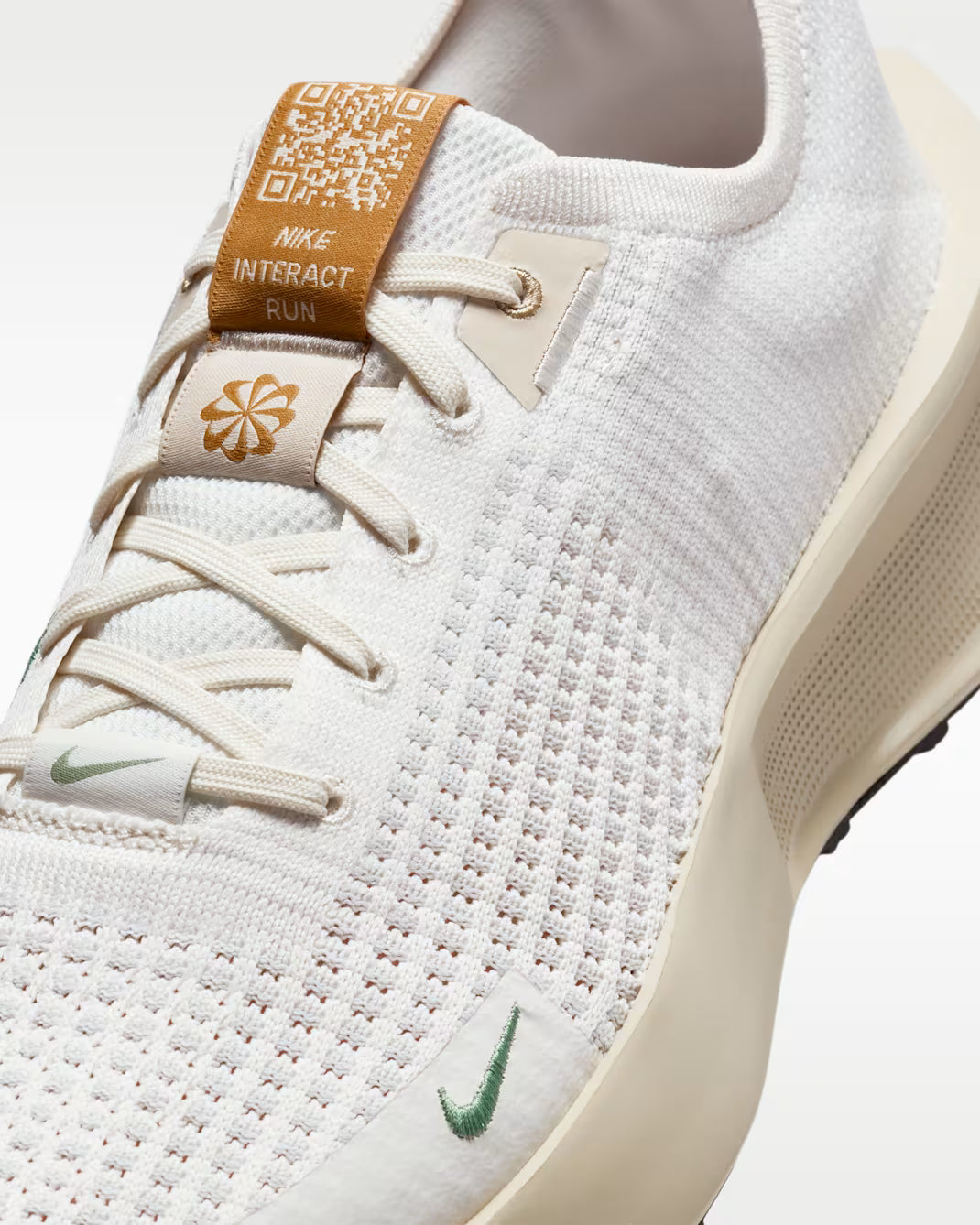 Nike Interact Run SE