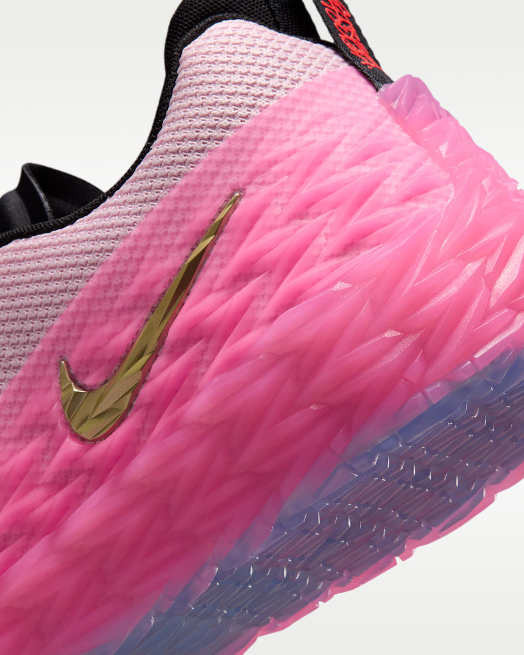 Nike S.T. Charge P