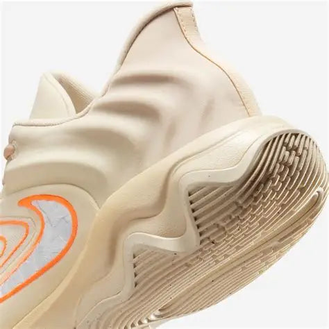 Nike Giannis immortality 4 EP