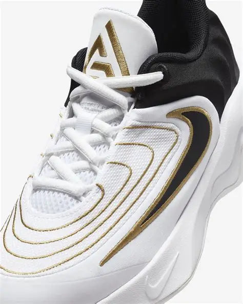 Nike Giannis immortality 4 EP