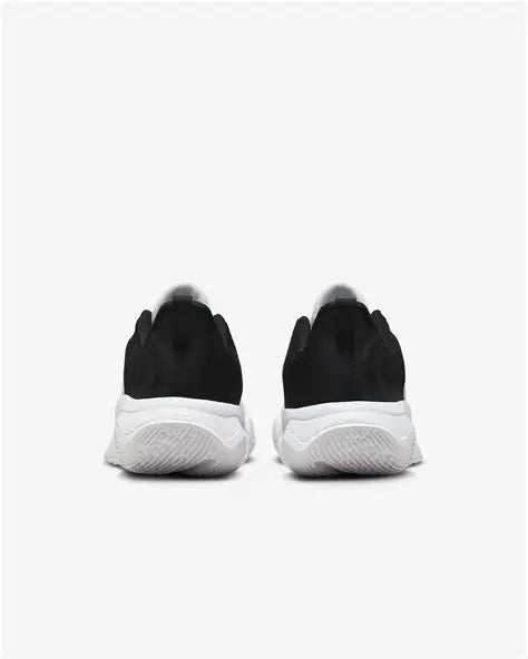 Nike Giannis immortality 4 EP