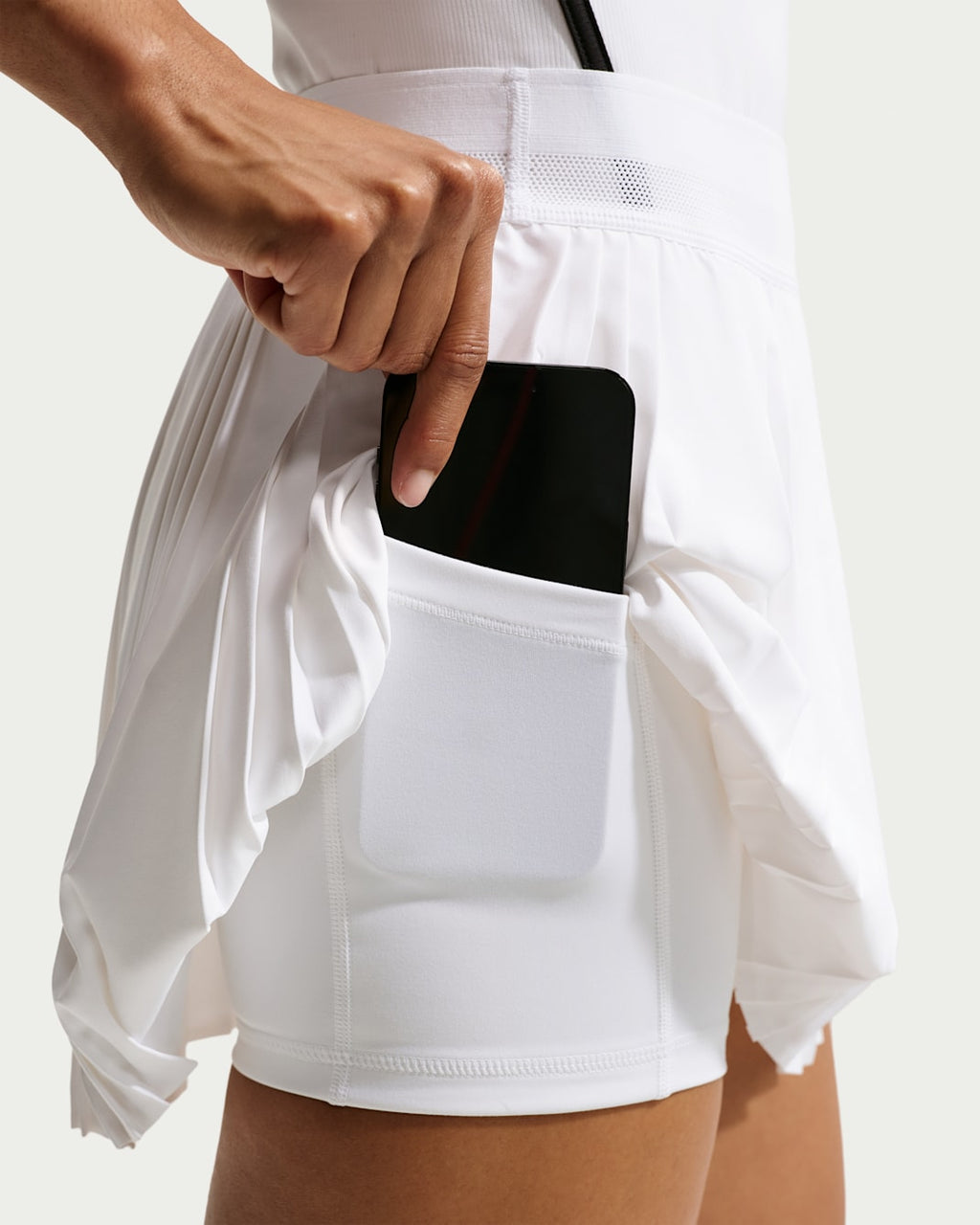 NikeCourt Advantage Women's Dri-FIT Pleated Tennis Skirt