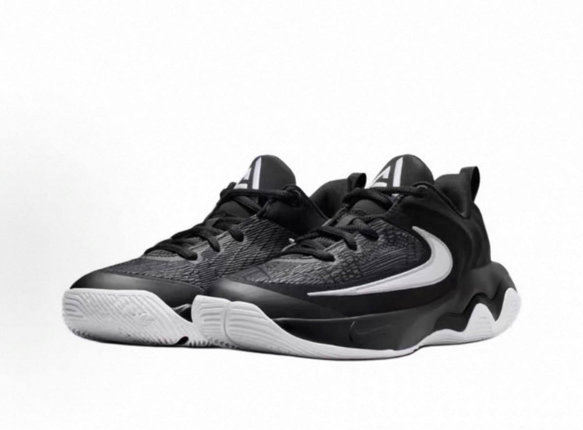 Nike Giannis immortality 4 EP (38.5)