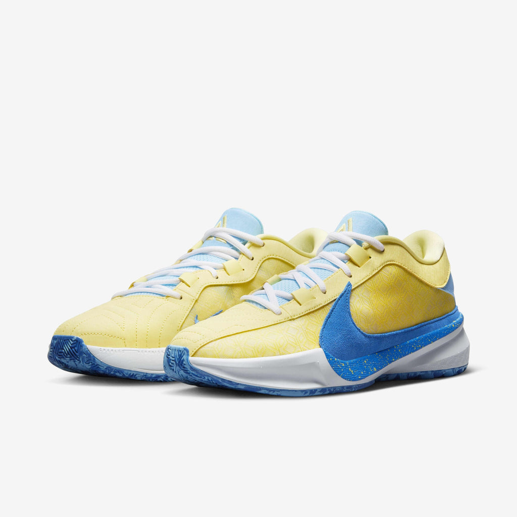 Nike  Giannis Freak 5 ( 38.5 )