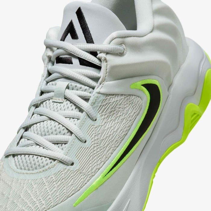 Nike Giannis immortality 4 EP