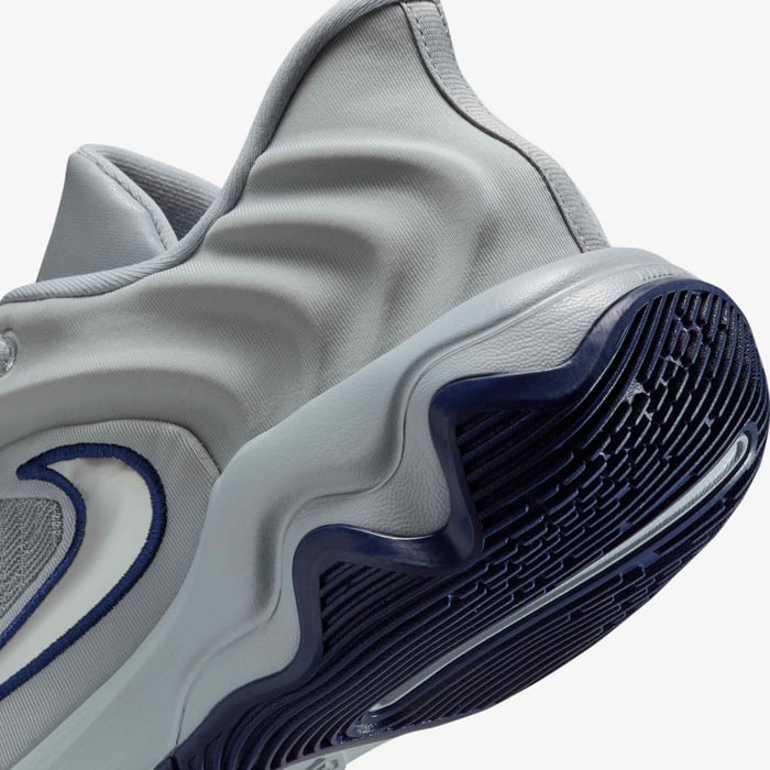 Nike Giannis immortality 4 EP