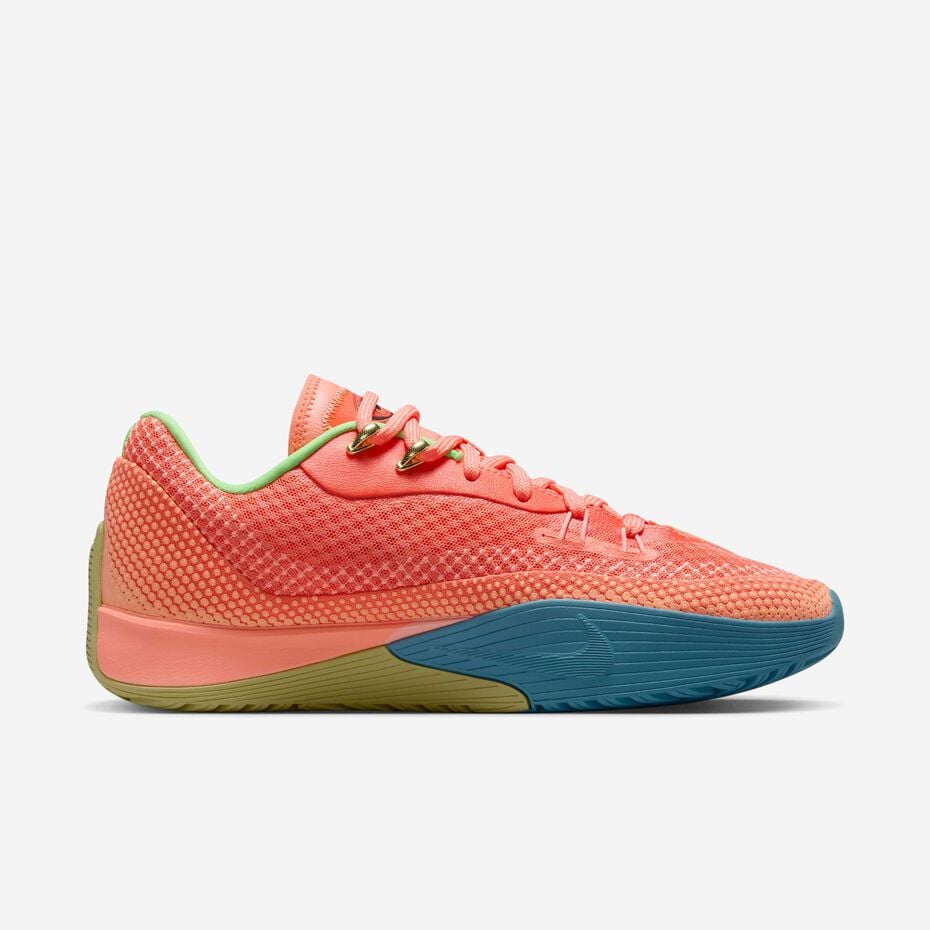 Nike Street Flare