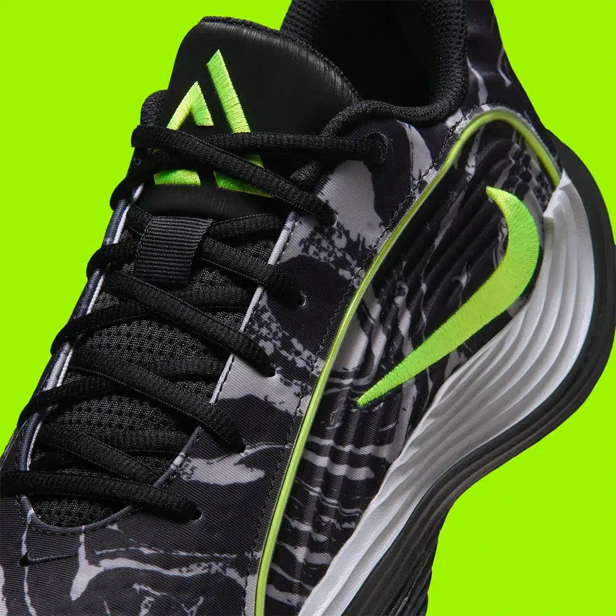 Nike Giannis Immortality 5 Light Smoke Grey